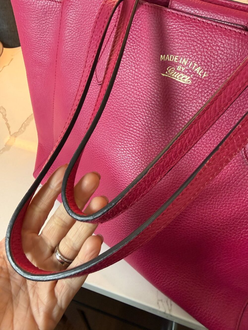 Gucci Swing Tote in Fuchsia Pink Pebbled Leather - large - Picture 12 of 14